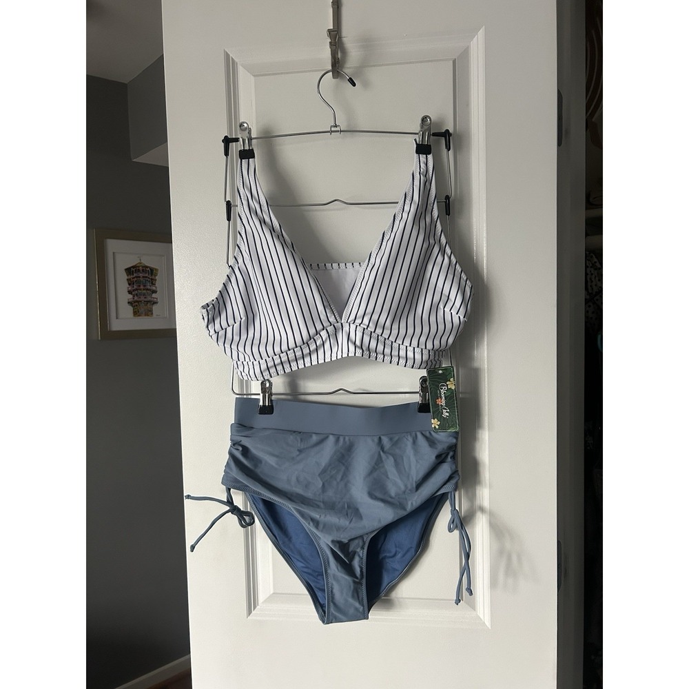 Blooming Jelly NWT Bikini Two Piece Swimsuit Bottom Size L Top Size XL